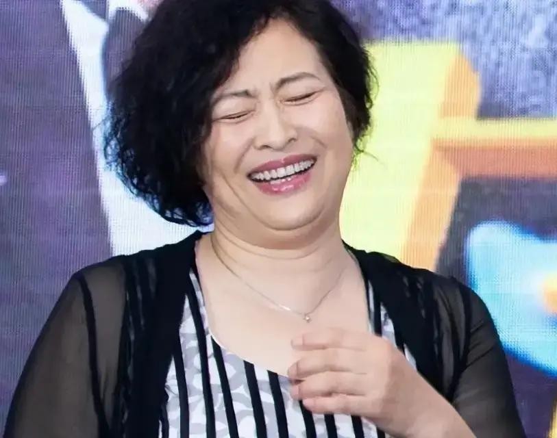 万万没想到12月未完，国一许娣突发警告，影视圈快该警醒了啊