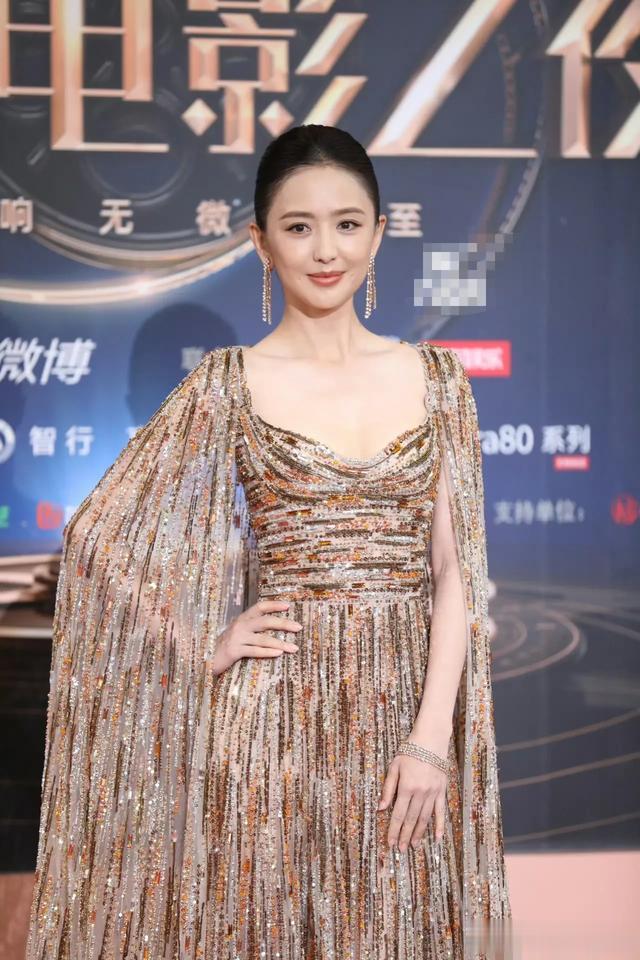 38岁宋茜，34岁金晨，41岁佟丽娅，49岁蒋勤勤惊艳亮相微博之夜