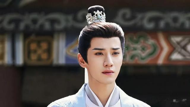 5月18日更新热播、定档剧22部 藏海传开播 焚心定档 2部剧明日播出！