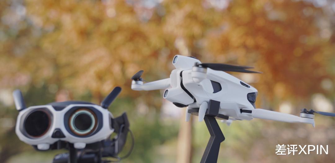 無聊的無人機市場，終于卷出了這么一個怪物