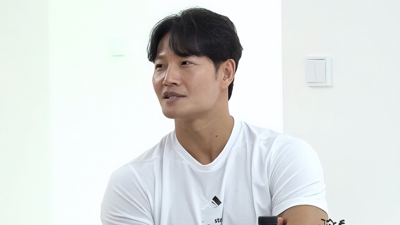 金钟国公开婚礼幕后，只邀请常见面联络的朋友，夫妻各占50个名额