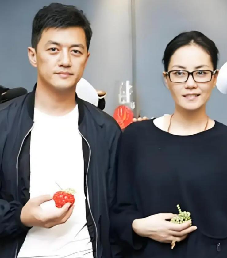 张柏芝不再沉默！坦白三胎儿子生父身份，难怪谢霆锋拒和王菲领证