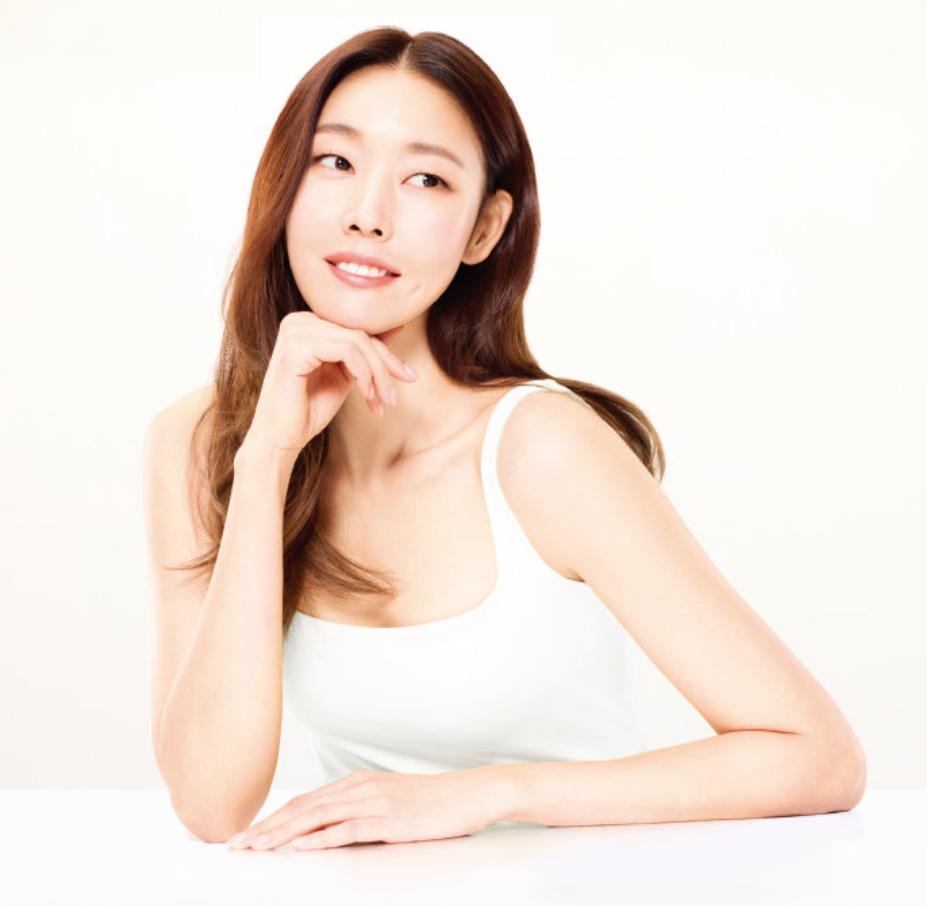 韩国女星自曝曾与美国人交往，母亲当场尴尬，质问：怎么没告诉我