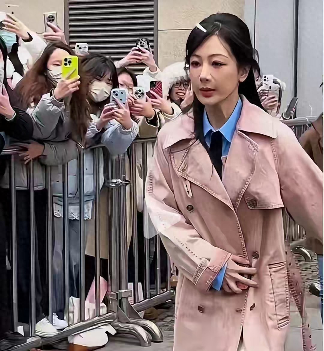 离开滤镜和精修,这些明星竟然长这样?网友:我被骗太的久了!