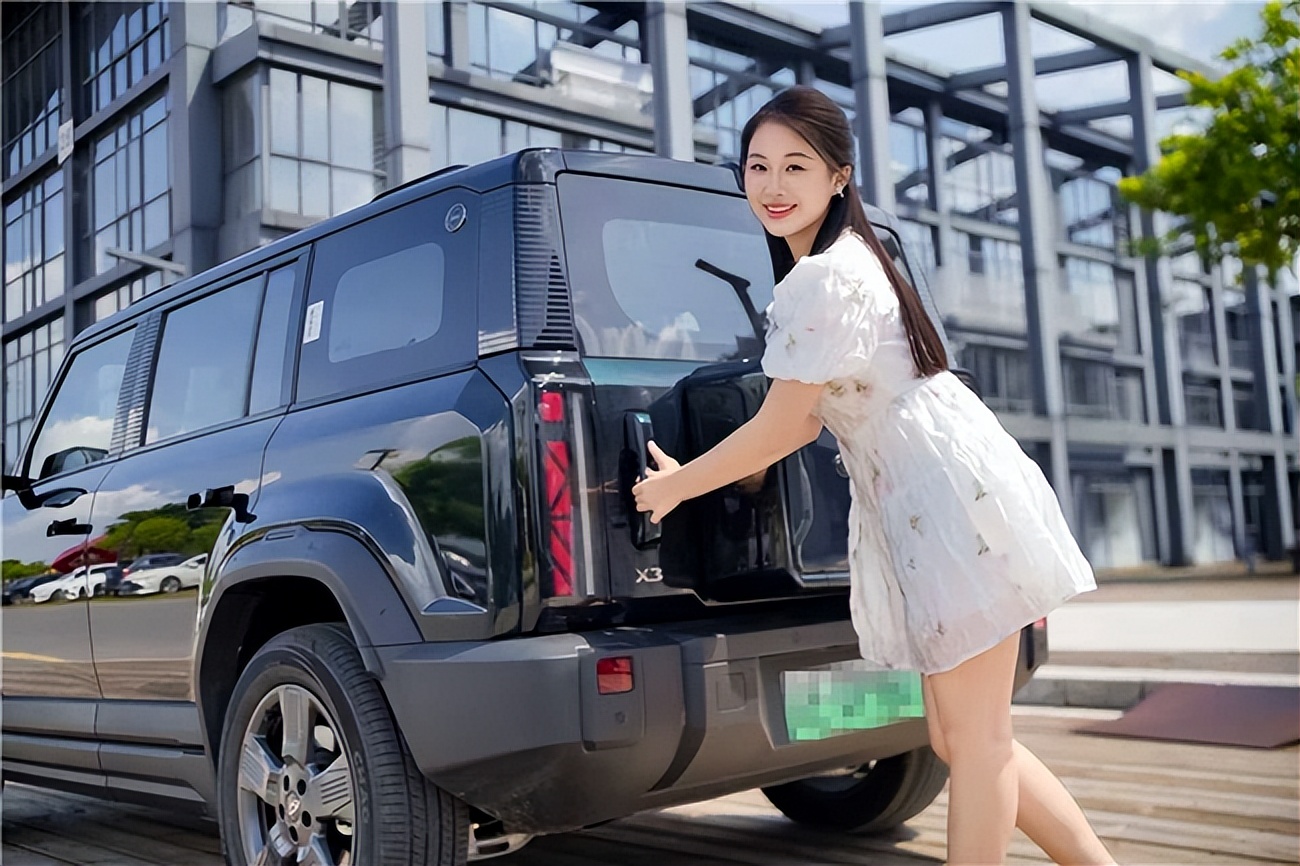 风云X3与吉利星愿,方盒子与大空间的完美邂逅