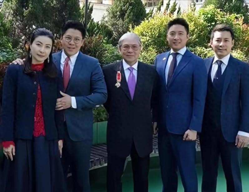 婚礼结束仅4天,霍震霆两个儿子“爆雷”,郭晶晶态度已说明一切