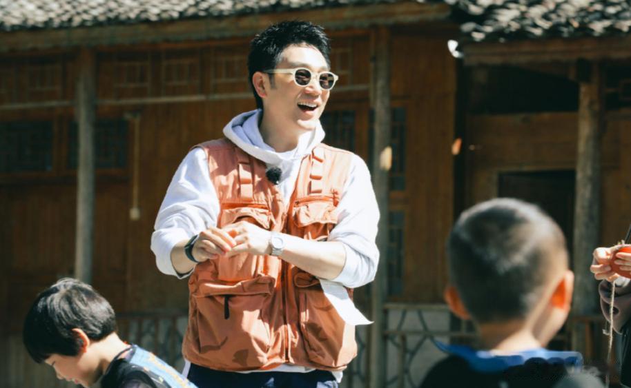 住亿万豪宅，做一顿饭赚7000万，被老公宠爱30年，简直是人生赢家