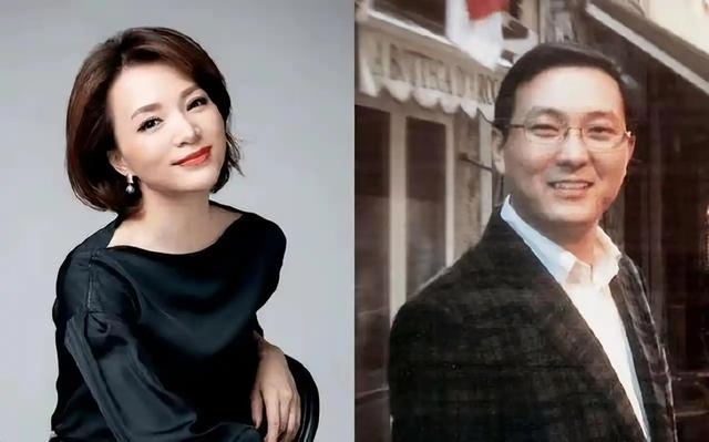 没想到，丈夫密春雷的争议过去仅三年，董卿就以“这种姿态”出现