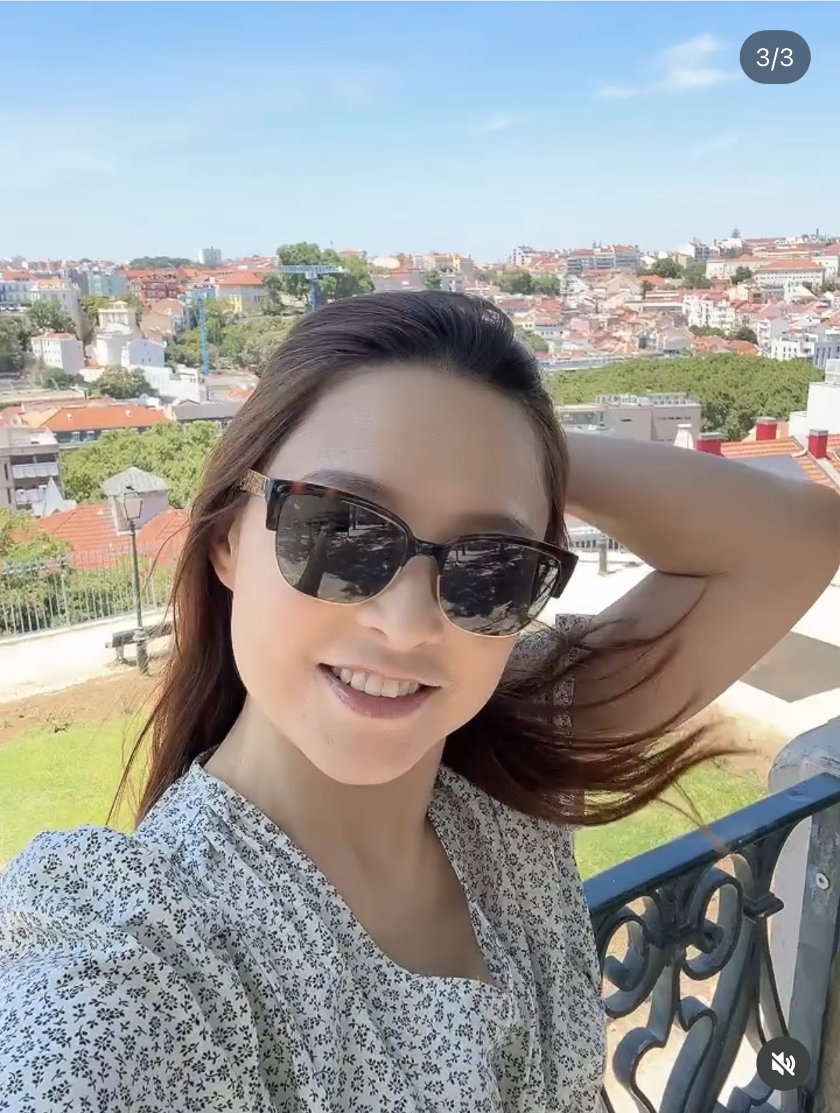 郭晋安45岁前妻新恋情曝光，两人吃饭相谈甚欢，男方秃头样子斯文