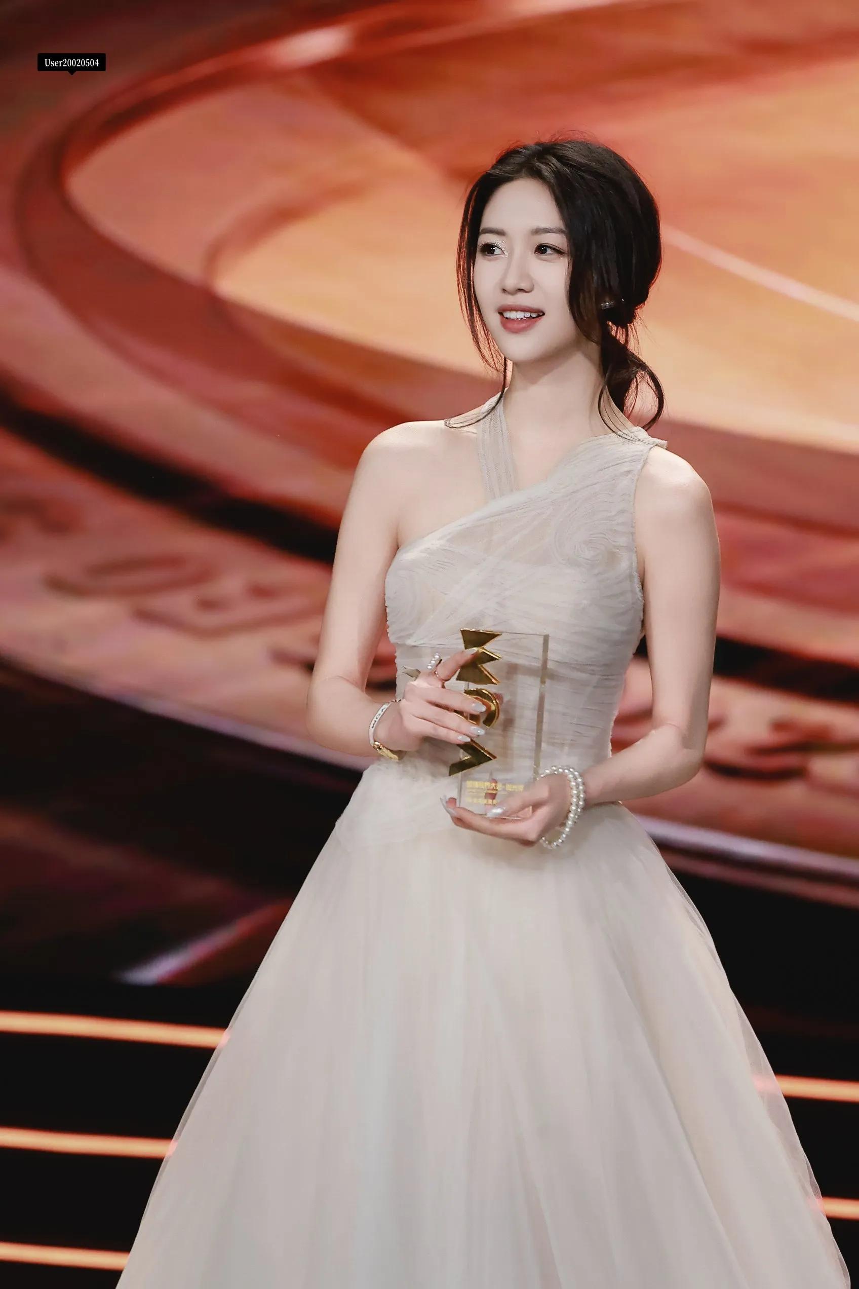 向涵之微博视界大会美图