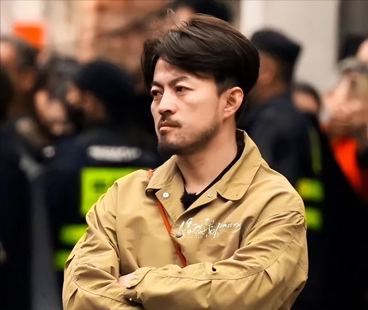 和闫学晶合作11次，私下几乎毫无来往，林家川才是真的人间清醒