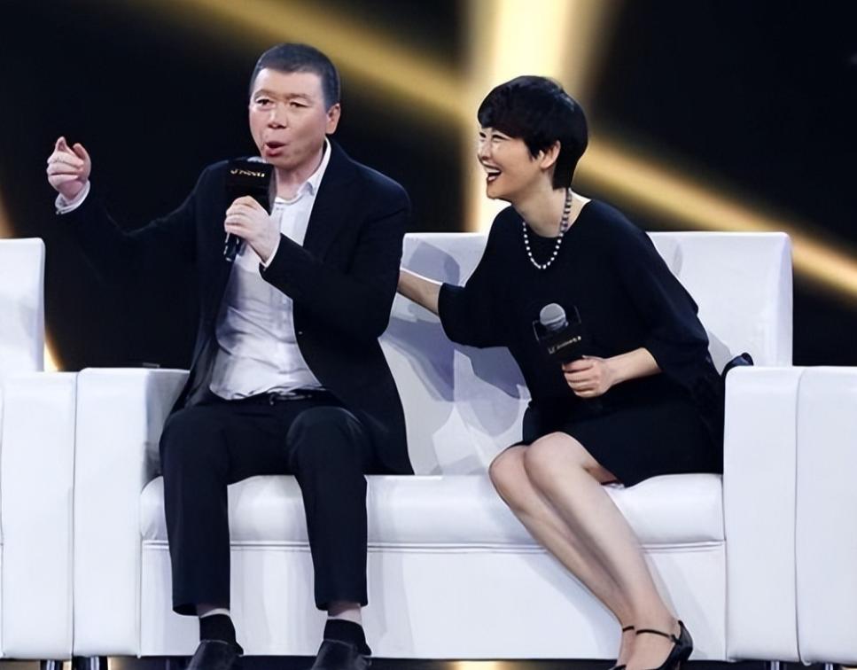 58岁徐帆正面回应离婚传闻，四个字堵住了所有人的嘴