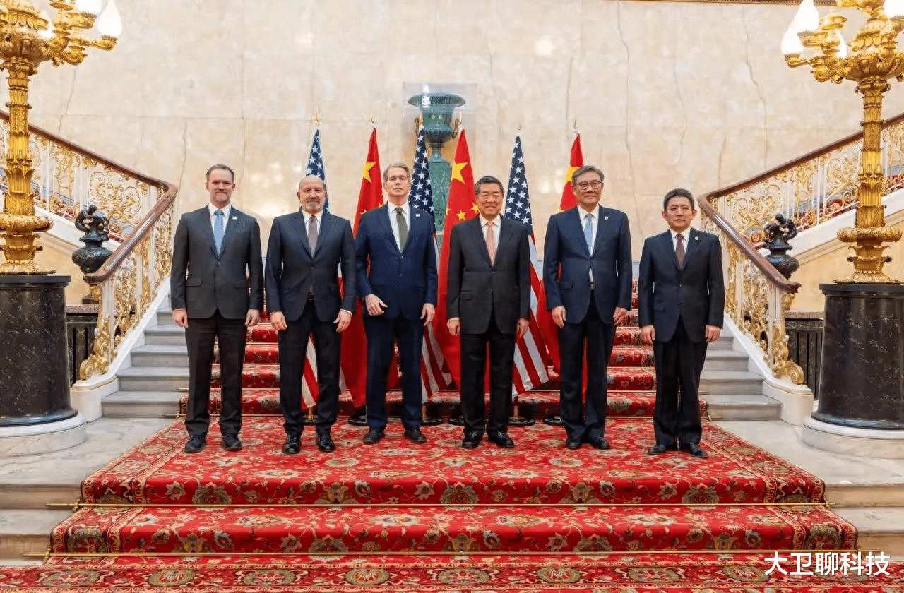 中美谈判的第二天，人民日报采访了任正非，向美释放两大重要信号