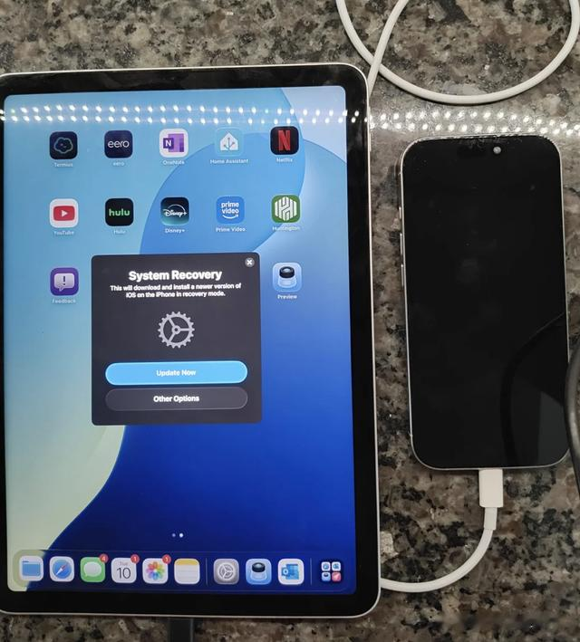 iOS 26 新增恢复助手:系统异常也能无线重装,iPhone 自救更简单!