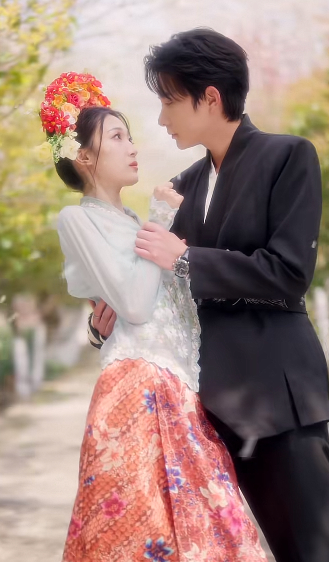 当短剧男主遇上撞衫,原来同一件西装12位霸总都穿过,谁更胜一筹