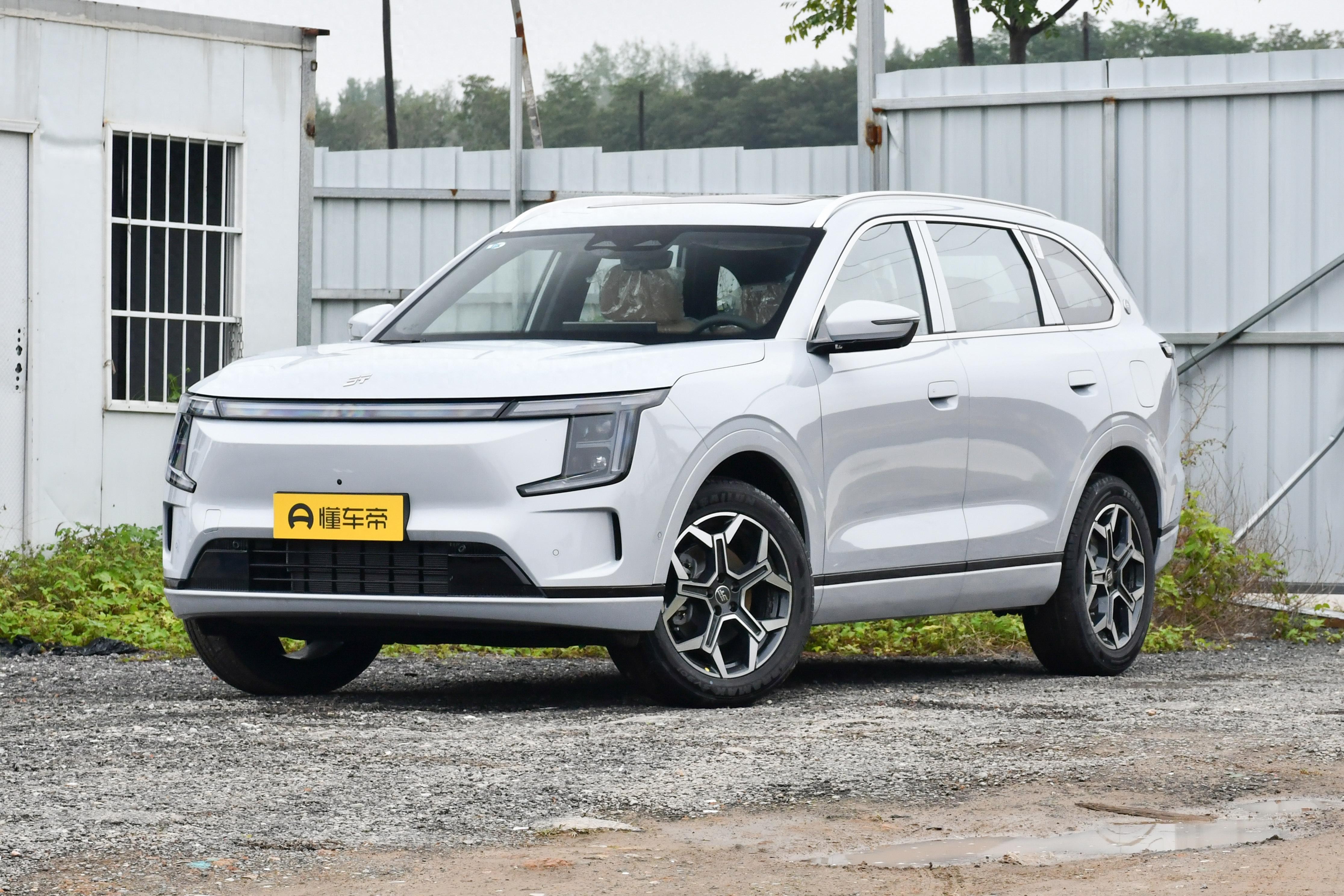 惠后才10万多!5/7座可选,续航1700km,油耗低,自驾旅行看这款