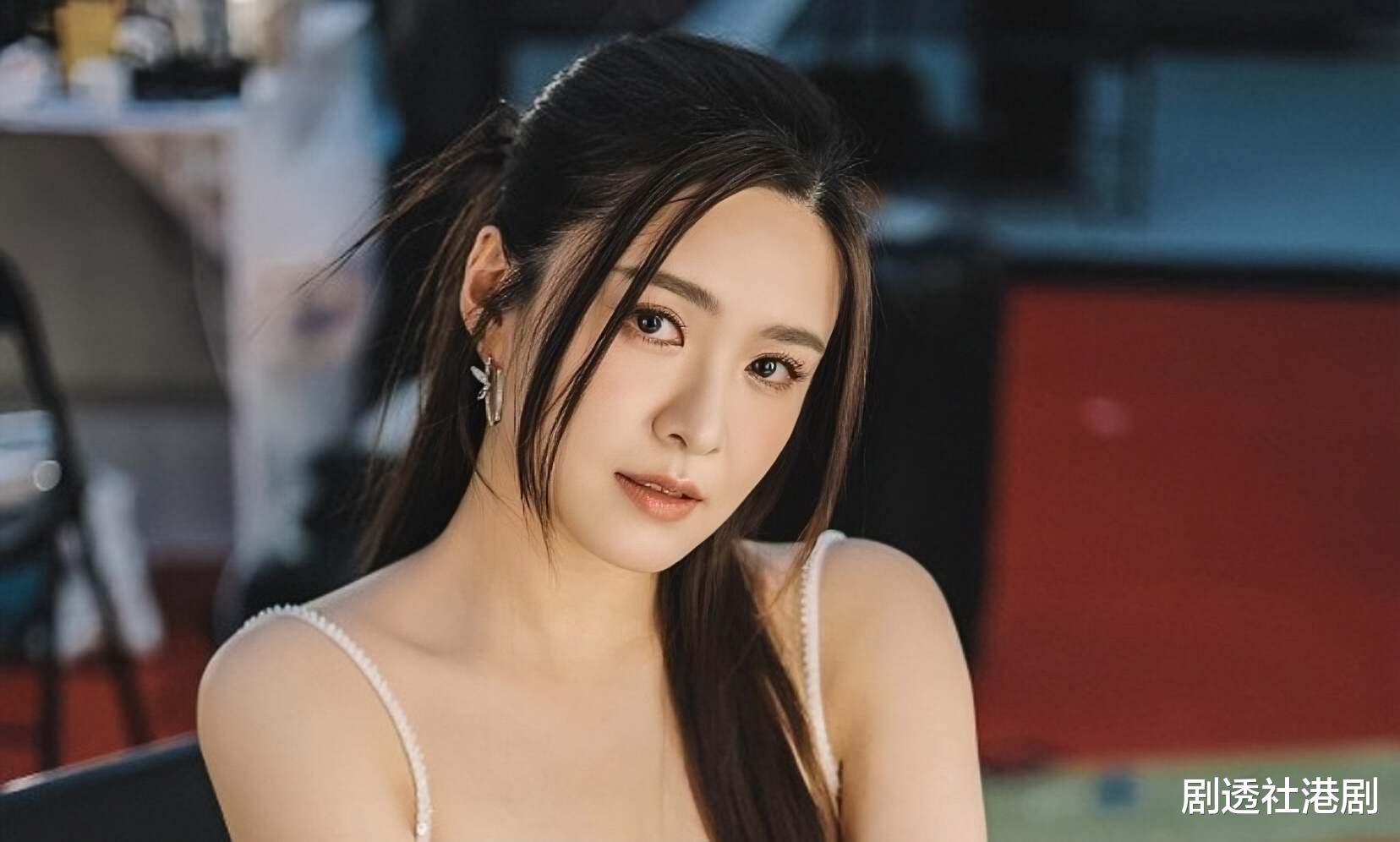 又走一个!TVB知名女星宣布离巢,因丑闻从女主角降级沦为女N号