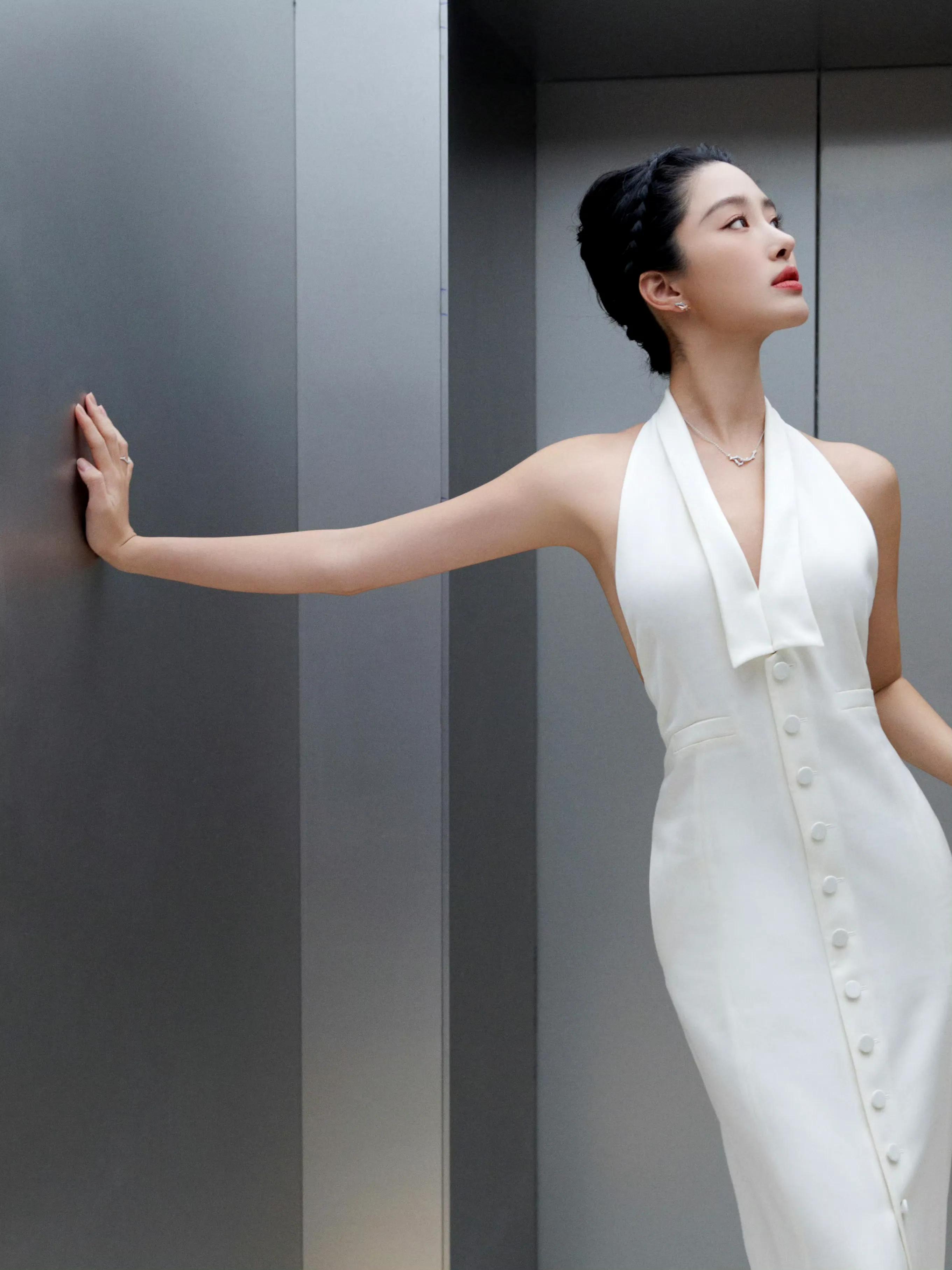 杨采钰写真美图