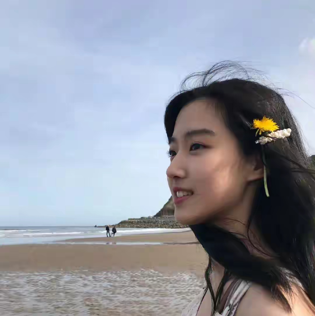 白月光般的存在卢昱晓