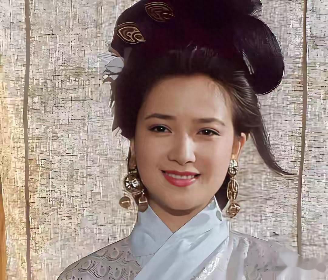 泪别古典美人！何晴61岁抗癌10年离世，演遍四大名著惊艳再也不见