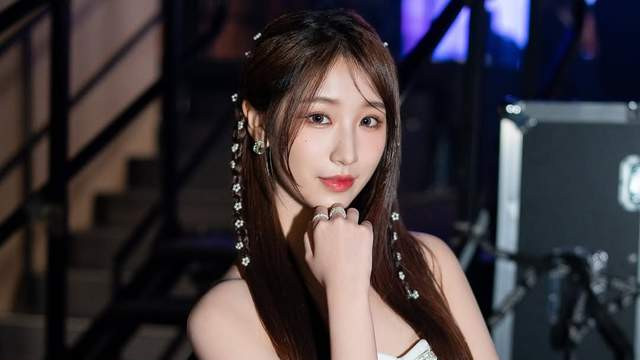 TVB小花因口误遭炮轰，三度道歉网友不买账，还被要求退出娱乐圈