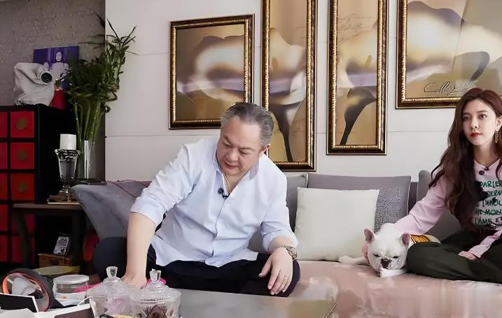 和张一山同居，和鹿晗传绯闻，她连杨迪都不放过？