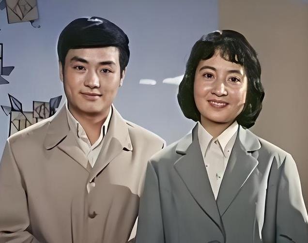 高英意外摔跤引关注,69岁老演员隐退不在