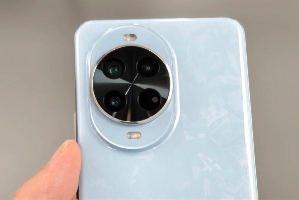 华为舍弃高利润!发布三个月降至2826元,鸿蒙OS+5500mAh+100W