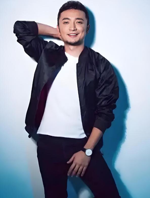 出轨、被央视除名？42岁尼格买提高调官宣喜讯，彻底打脸撒贝宁