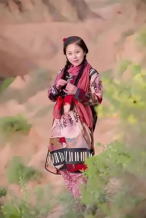 倾家荡产凑够120万上星光大道，却惨遭淘汰的崔苗，如今她怎样了