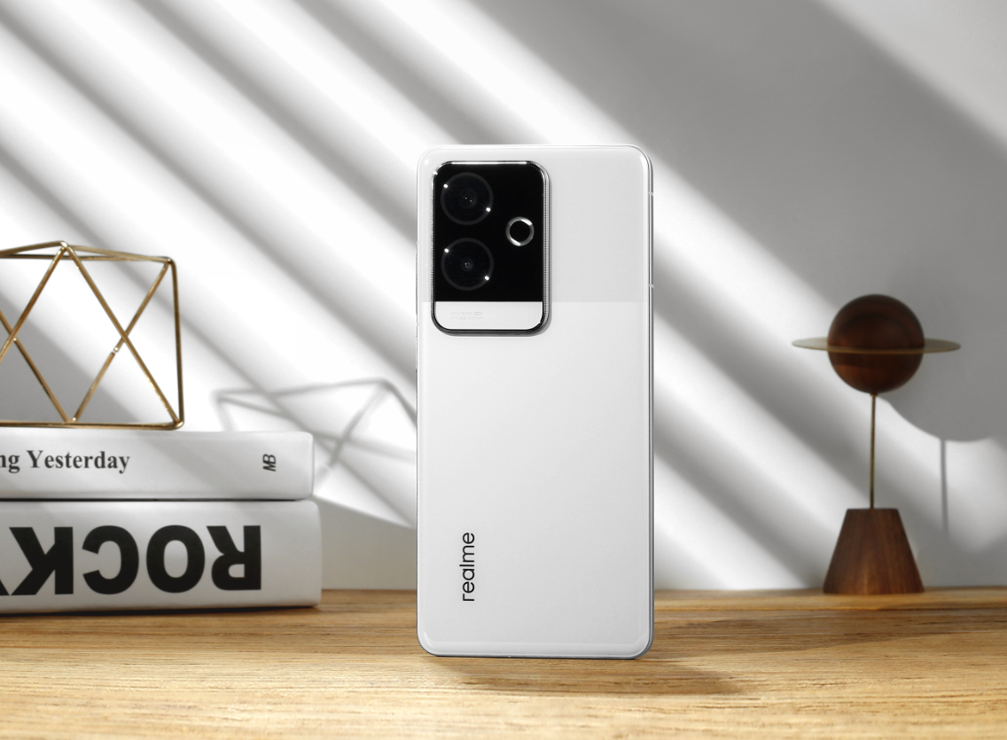 骁龙8Gen3旗舰跌至“地板价”,120W快充+金属中框,低至1599元起