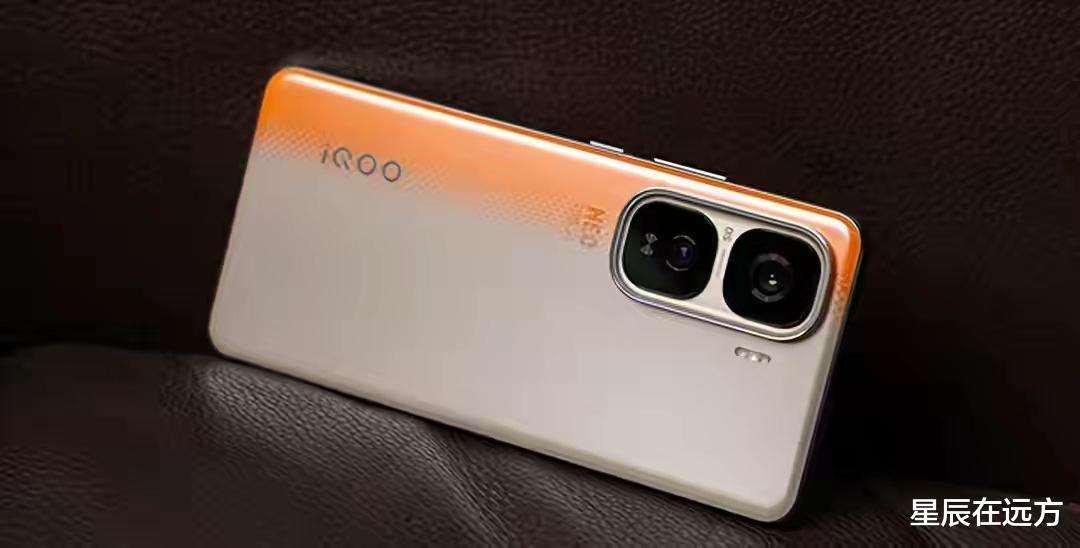 想花2000-3000买骁龙8至尊版？这三款手机帮你找准需求