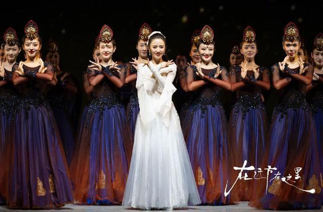 娱乐爆料:鹿晗,黄渤,佟丽娅