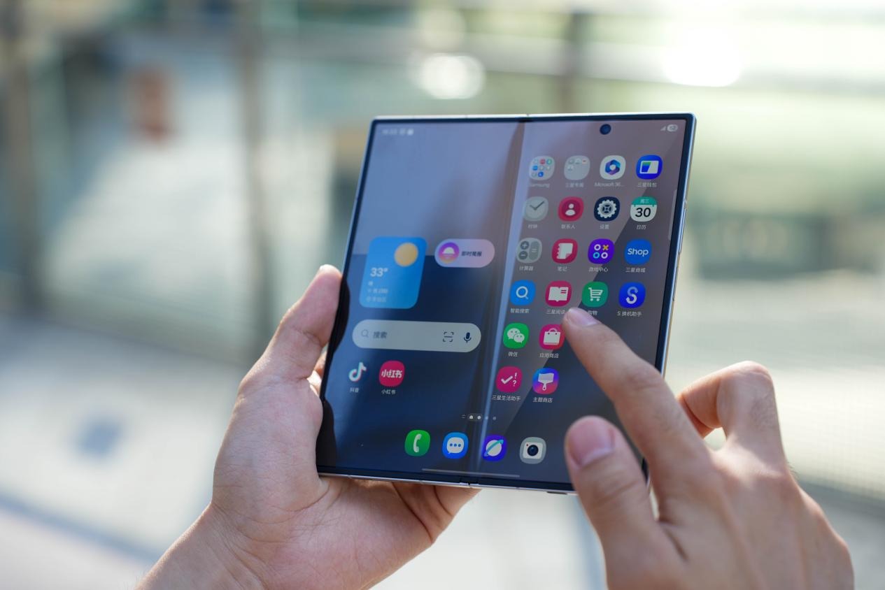 體驗三星 Galaxy Z Fold7：翻折進化，從優雅到強大