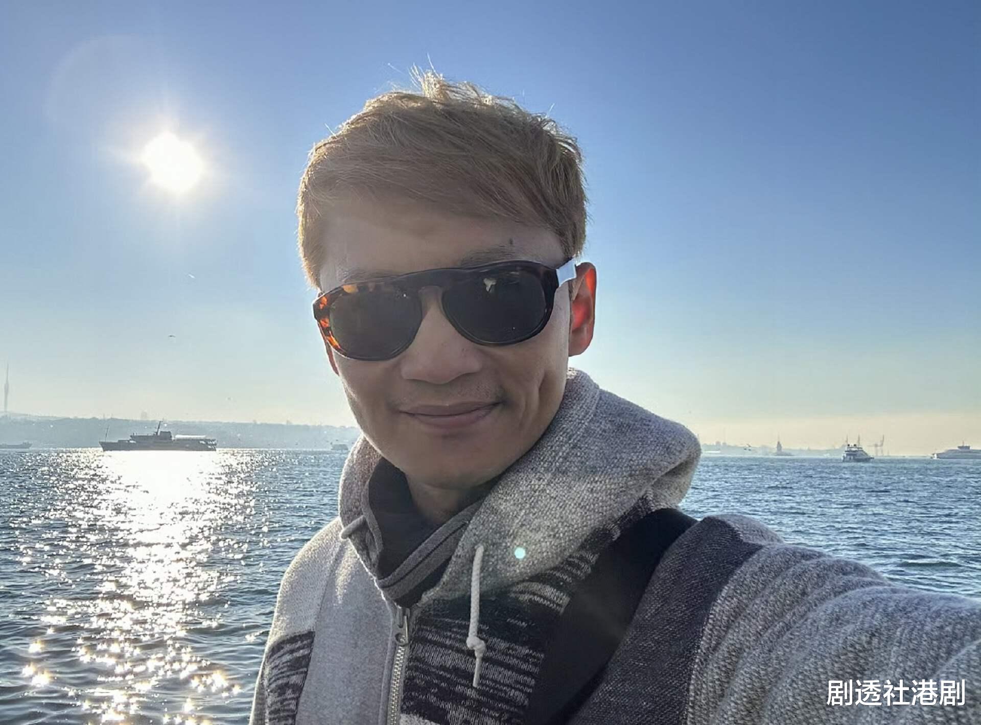 突发！香港知名男歌手宣布离婚，移民国外和同性爱人相爱十几年