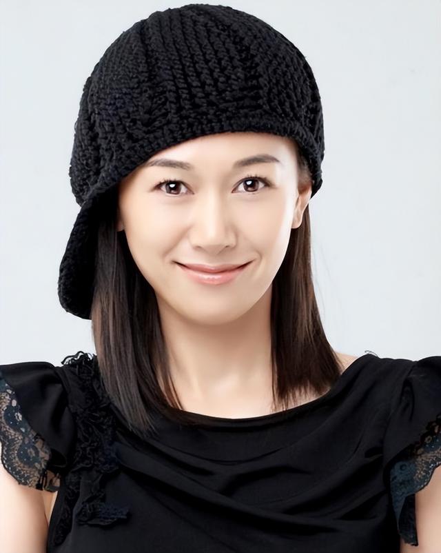 齐欢：年代戏女王，长相一般，演技炸裂，30岁恨嫁，46岁已躺平