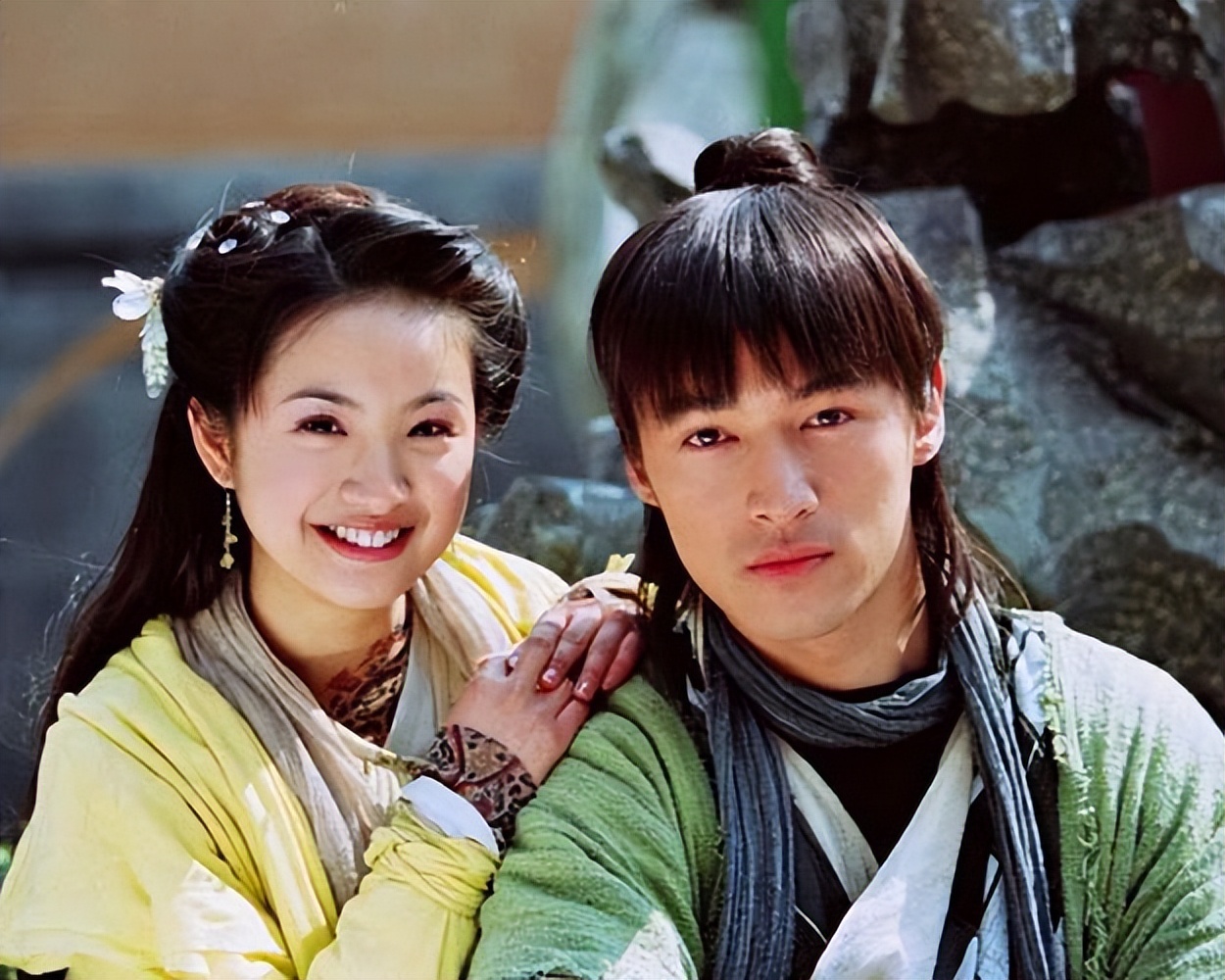 43岁林依晨武汉被偶遇，鼻大唇厚一脸男相，自曝20岁就开始写遗书