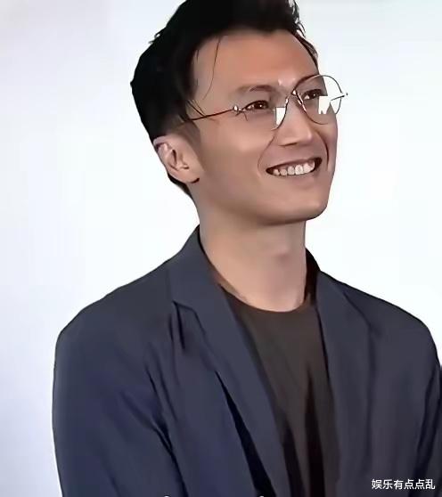 谢霆锋曝《镖人》定档后，吴京组织大家团建被拒，原因超搞笑