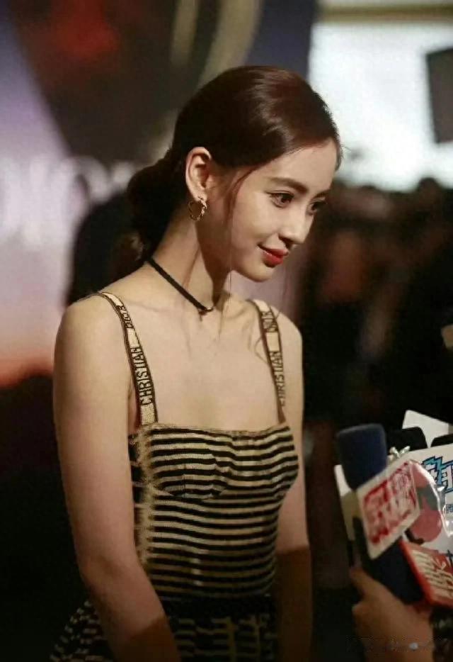 网友：angelababy这生图为什么不高级？