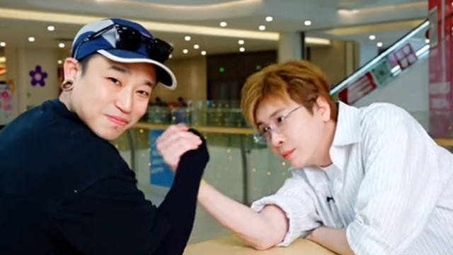 《18岁的天空》播出23年，石延枫班长重聚，唐宋退圈多年变化好大