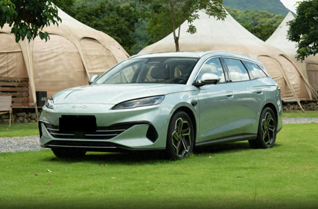 海豹06 DM-i旅行版上市,全系标配智能辅助驾驶,起售价仅十万出头