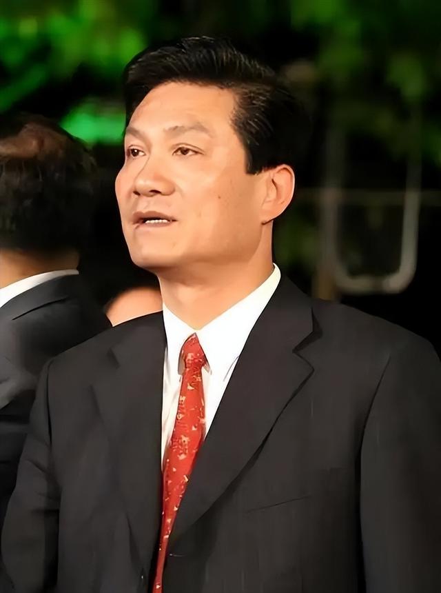 《十六岁的花季》重聚，“白雪”依然年轻，战士强显老，2人去世