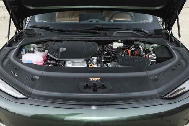 12万买悬架可调中大型车,银河星耀8让豪车功能下沉,续航1530km