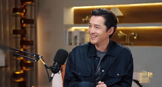 恩爱难抵残酷现实，43岁悄悄结婚的胡歌，被女儿戳穿了真实处境