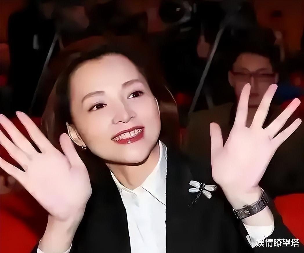 央视换血：董卿归来，新老交替下的时代变奏，未来在哪里？