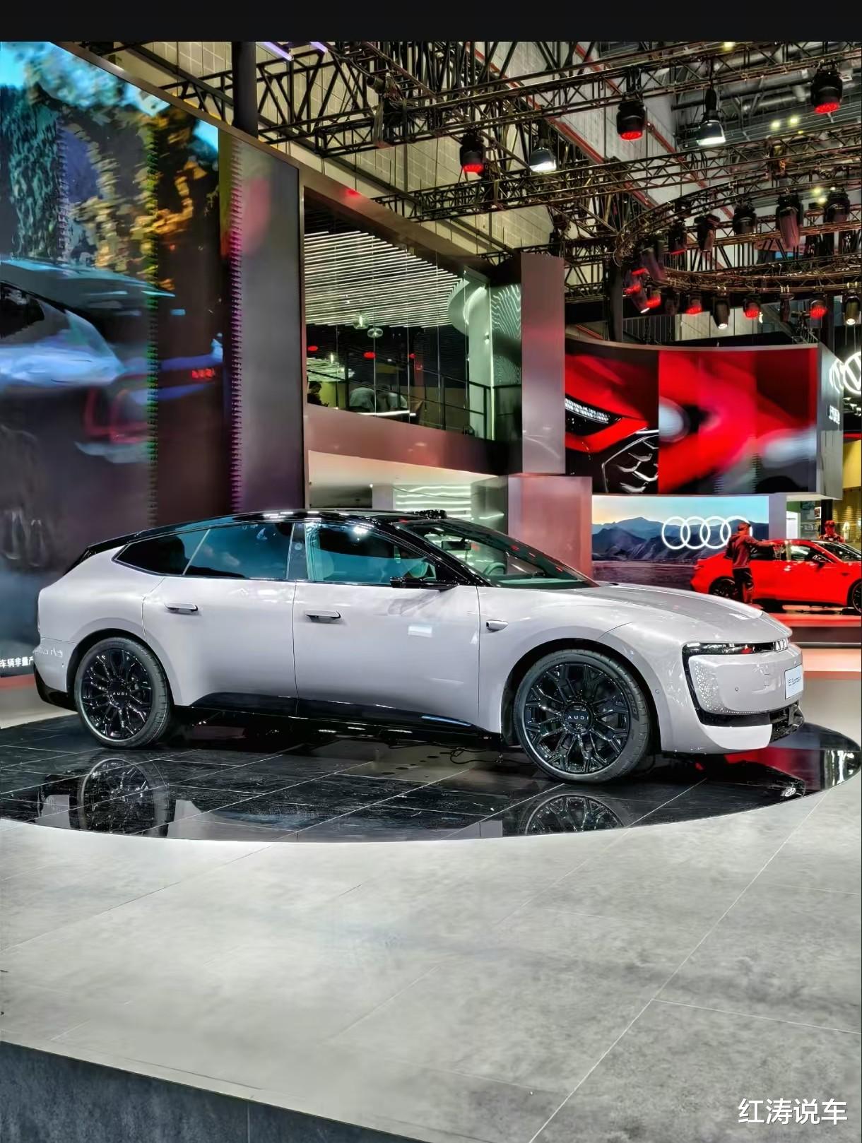 奥迪新车长这个样子，没有四环车标，你会喜欢它吗？