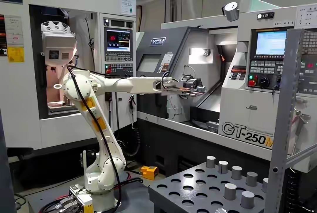 曾经千万一台还禁售!如今中国机床冲破0.01毫米,终结卡脖子之痛