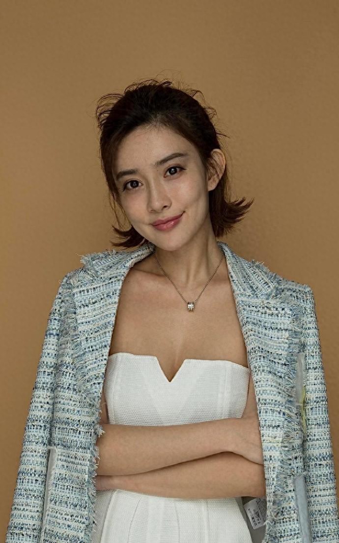 孟子义顶流咖位，简直是直接开挂的存在。