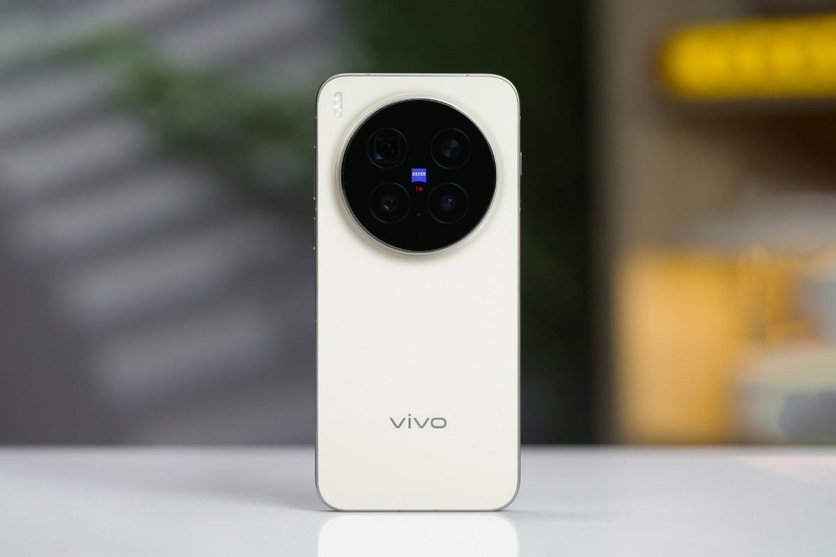 小米、OPPO、vivo三家5000元機型對比：Pro級旗艦誰更強？