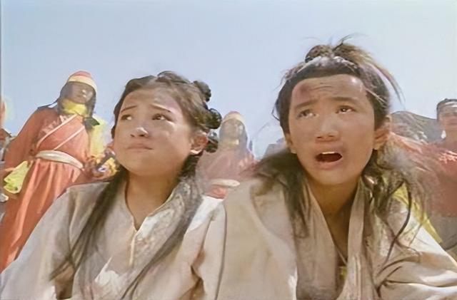 45岁金铭和45岁叶静现状：一个没男友享受孤独，一个未婚事业有成